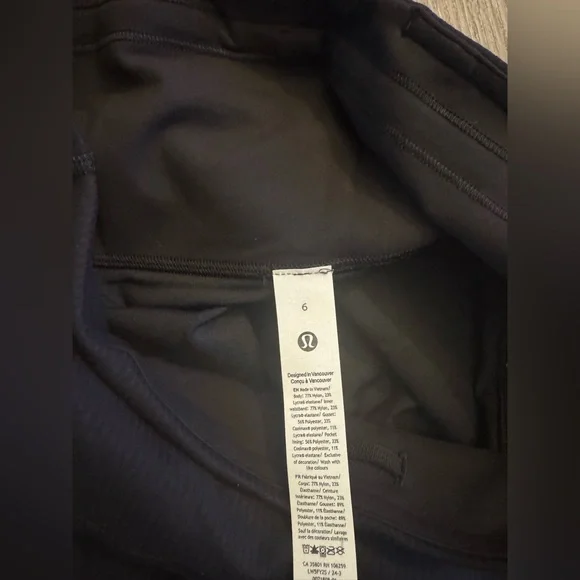 New with tags Lululemon Wunder Train High-Rise Ribbed
Tight 25", Black. Size 6. - Picture 15 of 15